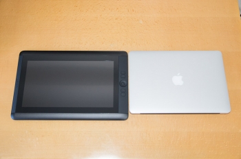 MacBook Air(와)과의 깊이 비교: (c)Bisoh