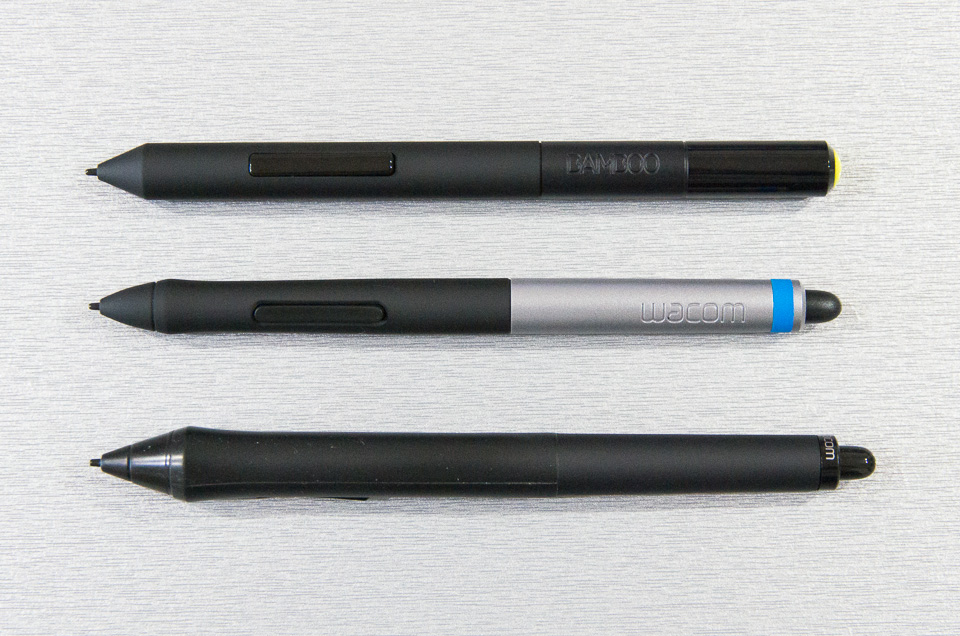 ペン3種類。上からBamboo Pen CTL-470/K0、Intuos Pen & Touch CTH-480/S0、Intuos 4/5