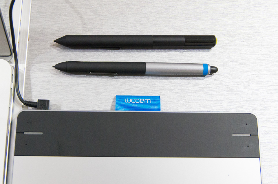 ペンは先代Bambooと互換性あり使用可能。Intuos 4/5のペンとは互換性なし