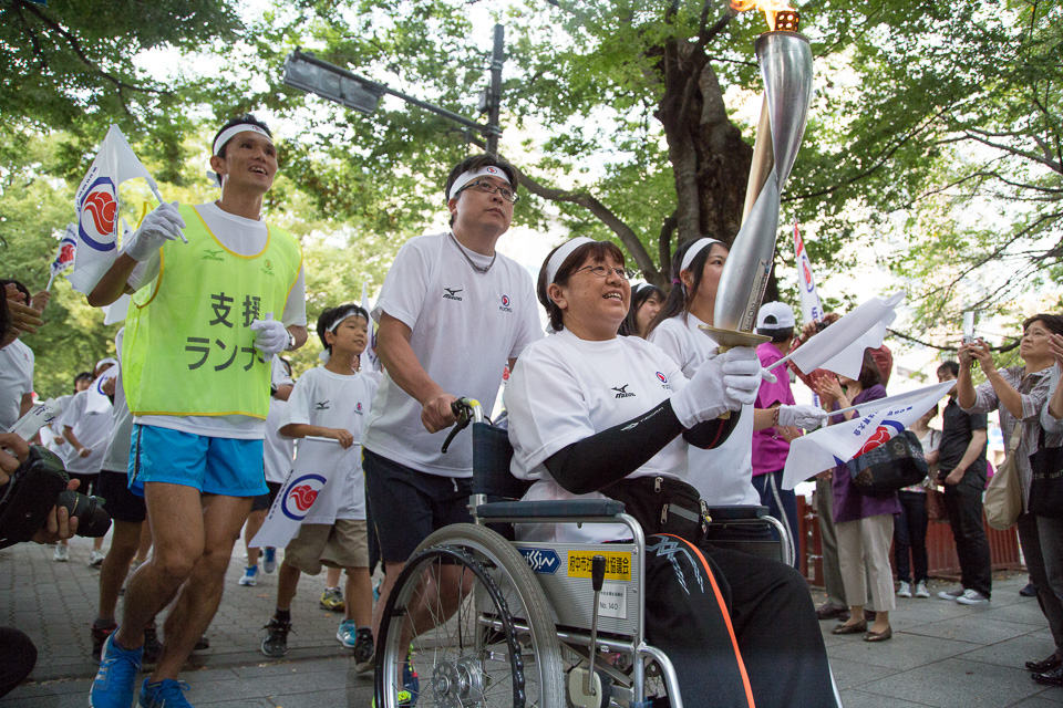 続いて南コース。車椅子の方が先頭