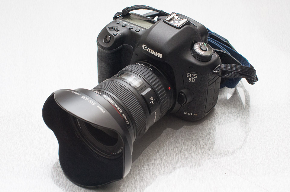 Canon EF17-40mm F4L USM購入！ 手持ちのLレンズとサイズ比較してみた | 巨大スティッキーズ - Jumbo Stickies