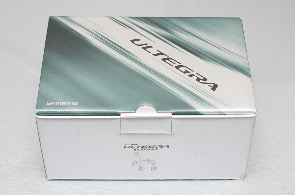 ULTEGRA BR-6700の箱