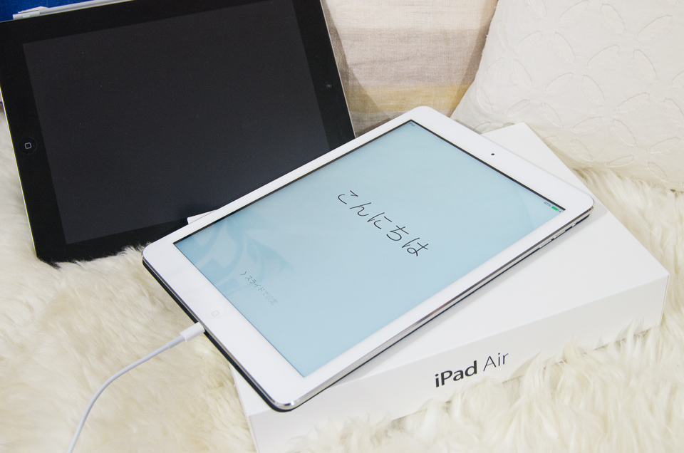 こんにちはiPad Air。iPad 2もまだ使うよ