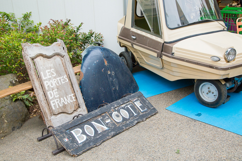 自転車蚤の市はBon-Côté（ボン・コテ＝仏語で『良い側面』みたいな意味だと思う）という静岡のお店が出店