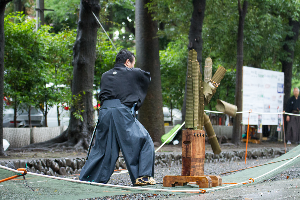 流鏑馬の前に行われた居合の試技