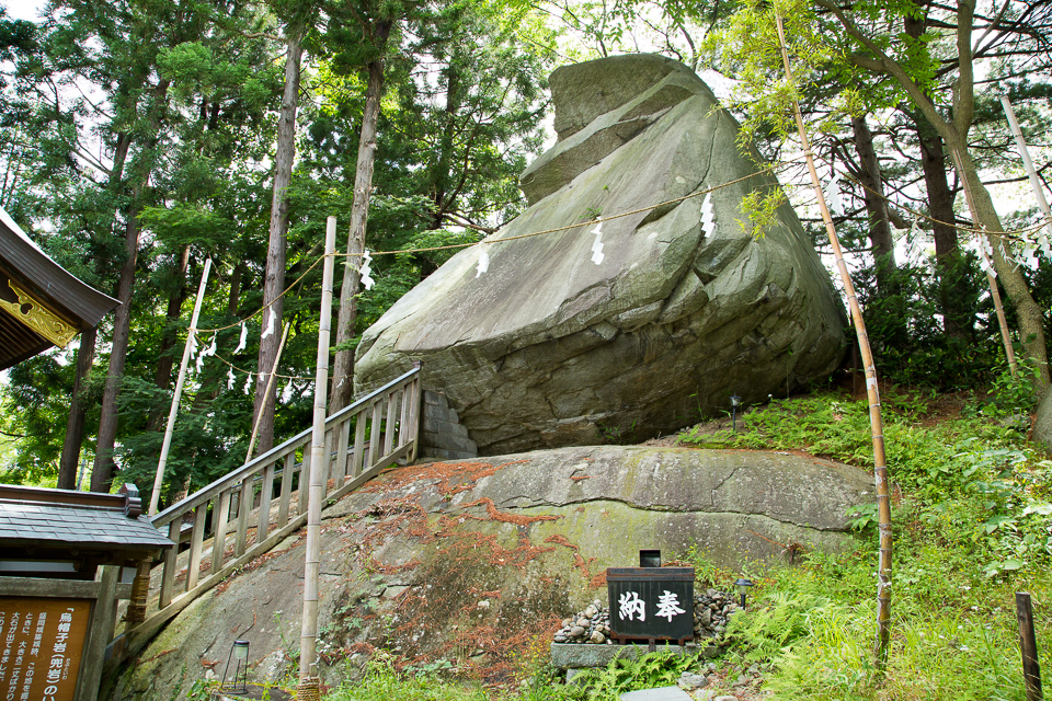 近づくとその大きさがわかる