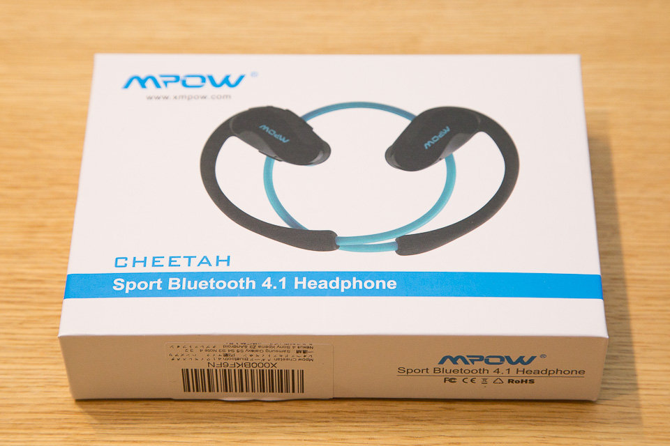 MPOW Cheetah スポーツ Bluetooth 4.1 ヘッドフォンの箱