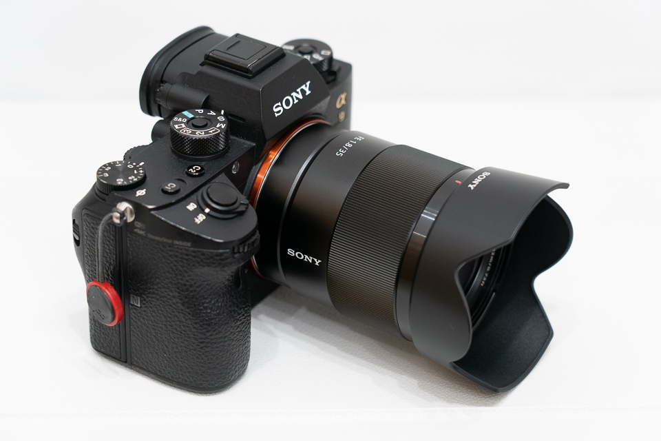 これからの標準単焦点レンズ SONY FE 35mm F1.8 (SEL35F18F) レビュー
